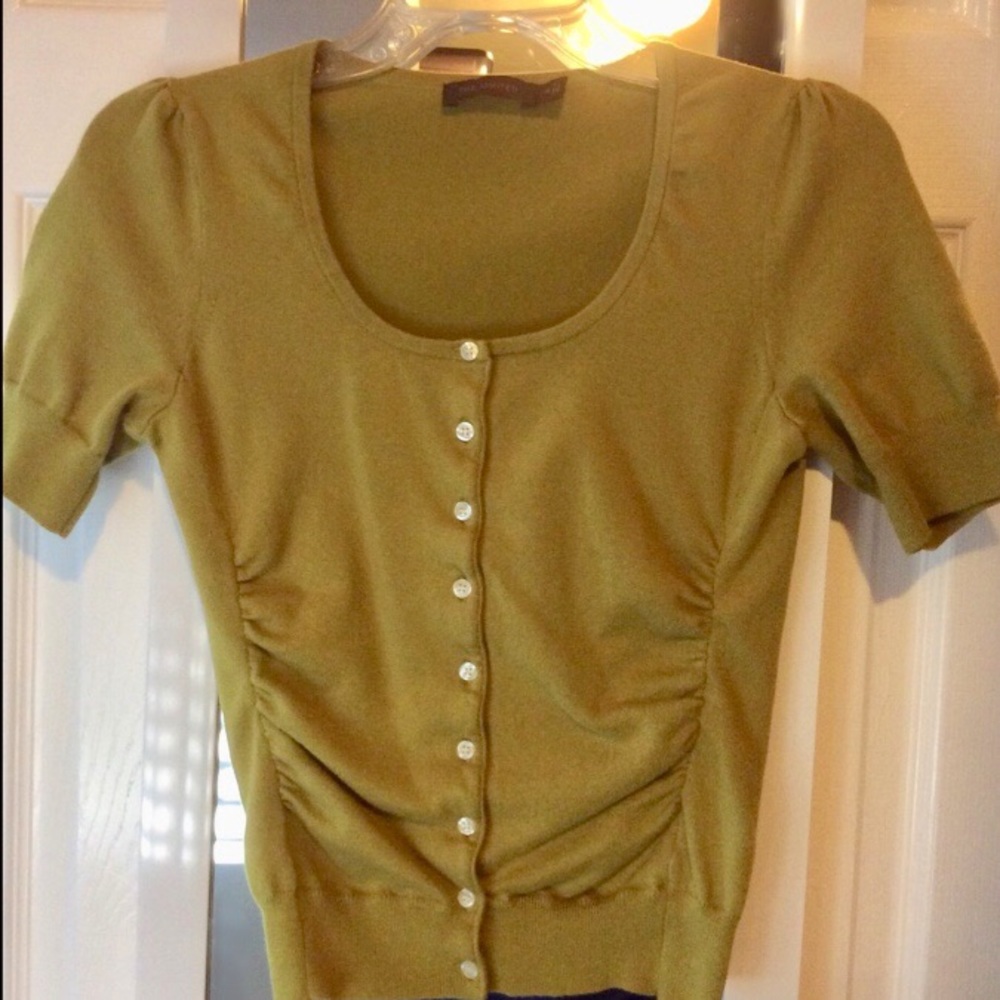 XS Short Sleeve Sweater